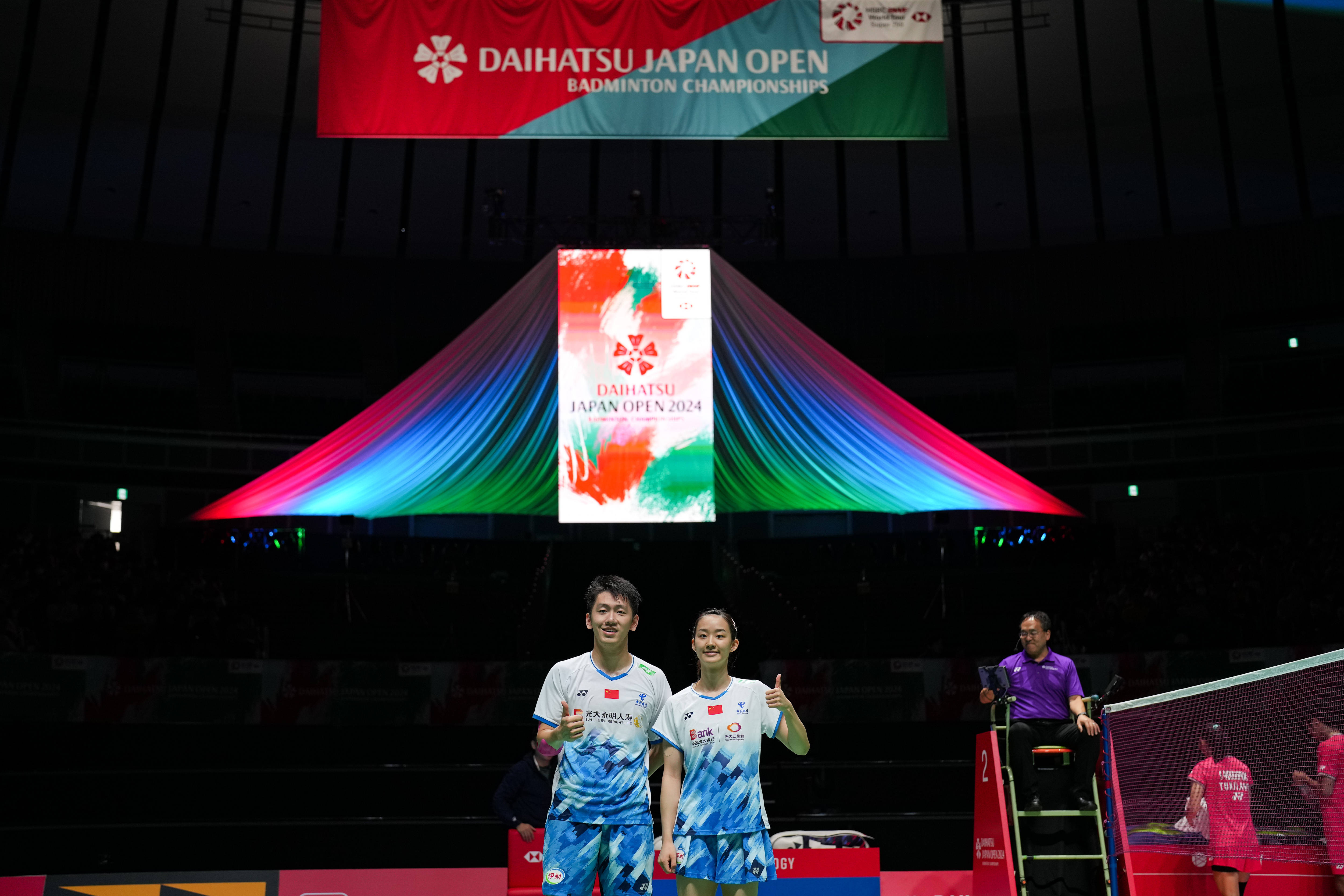 秘鲁足球队在比赛中表现出色，晋级四强