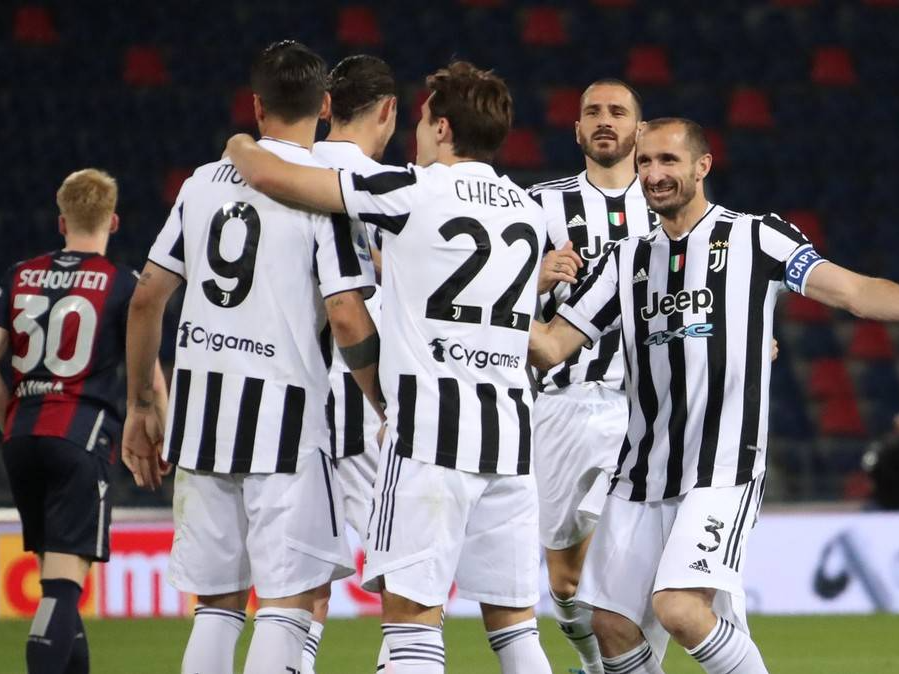 尤文图斯连胜收官,夺得联赛冠军 尤文图斯连胜收官,夺得联赛冠军