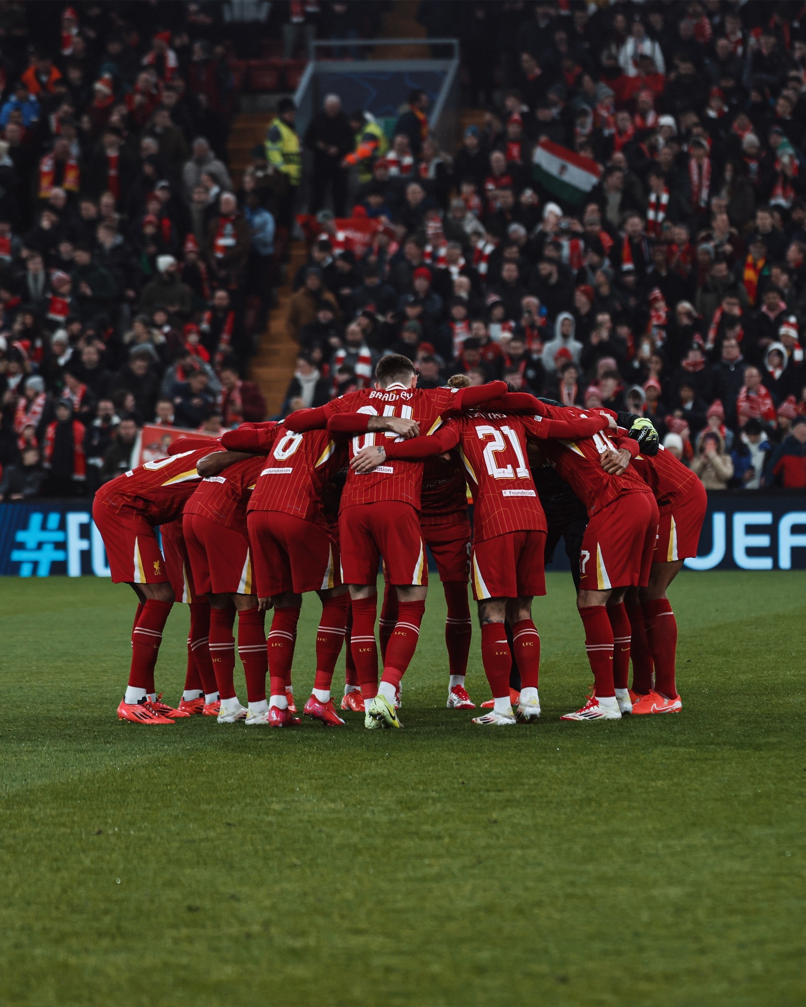 开云体育在线-利物浦客场大胜，成功晋级欧冠半决赛