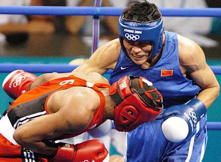 开云体育APP下载-斯洛伐克男子拳击选手一路领先