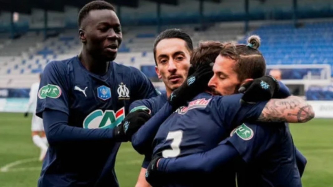 关于里昂客场战胜雷恩，迎来连胜的信息