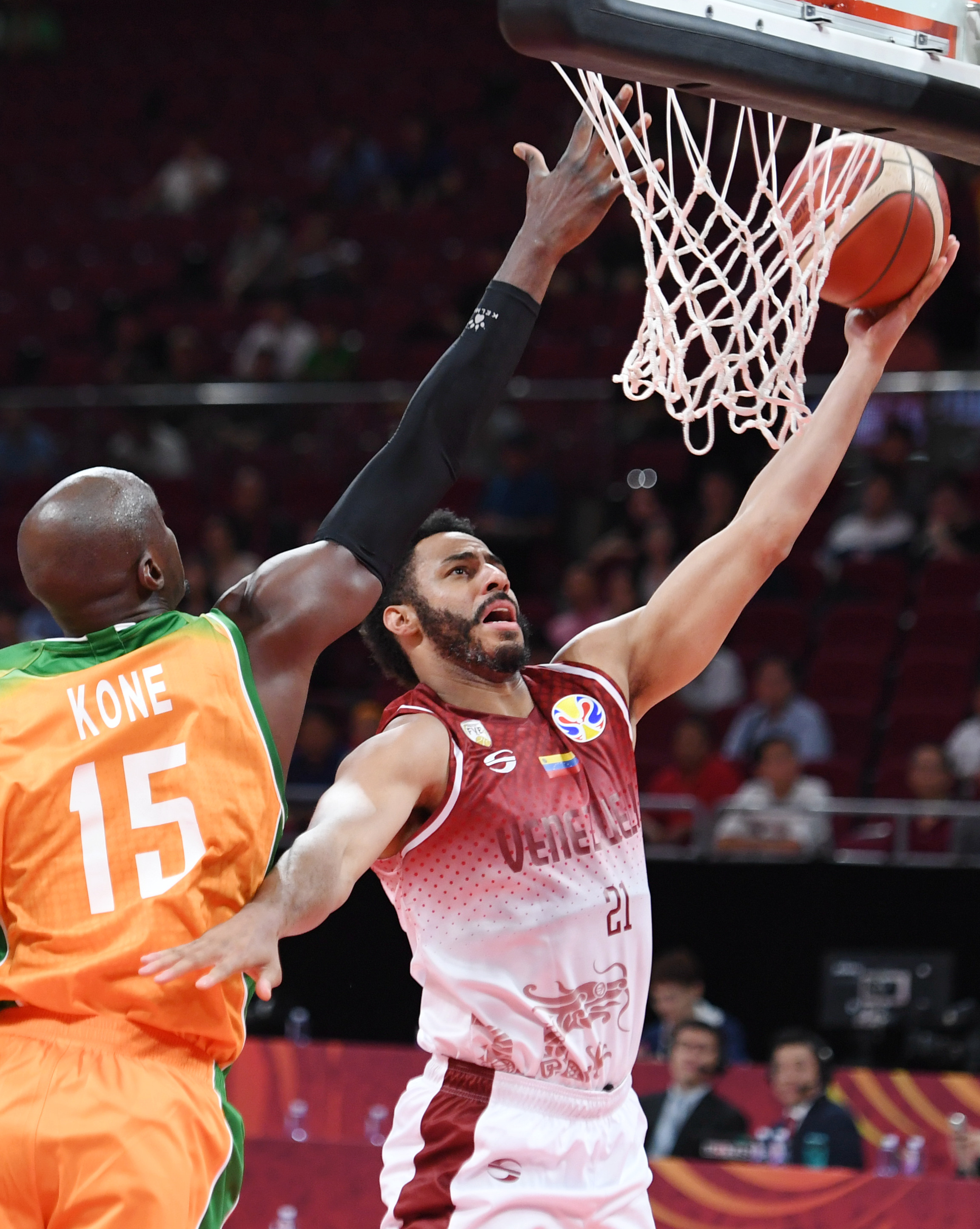 开云体育app-关于科特迪瓦队成功晋级欧锦赛小组赛，展现实的信息