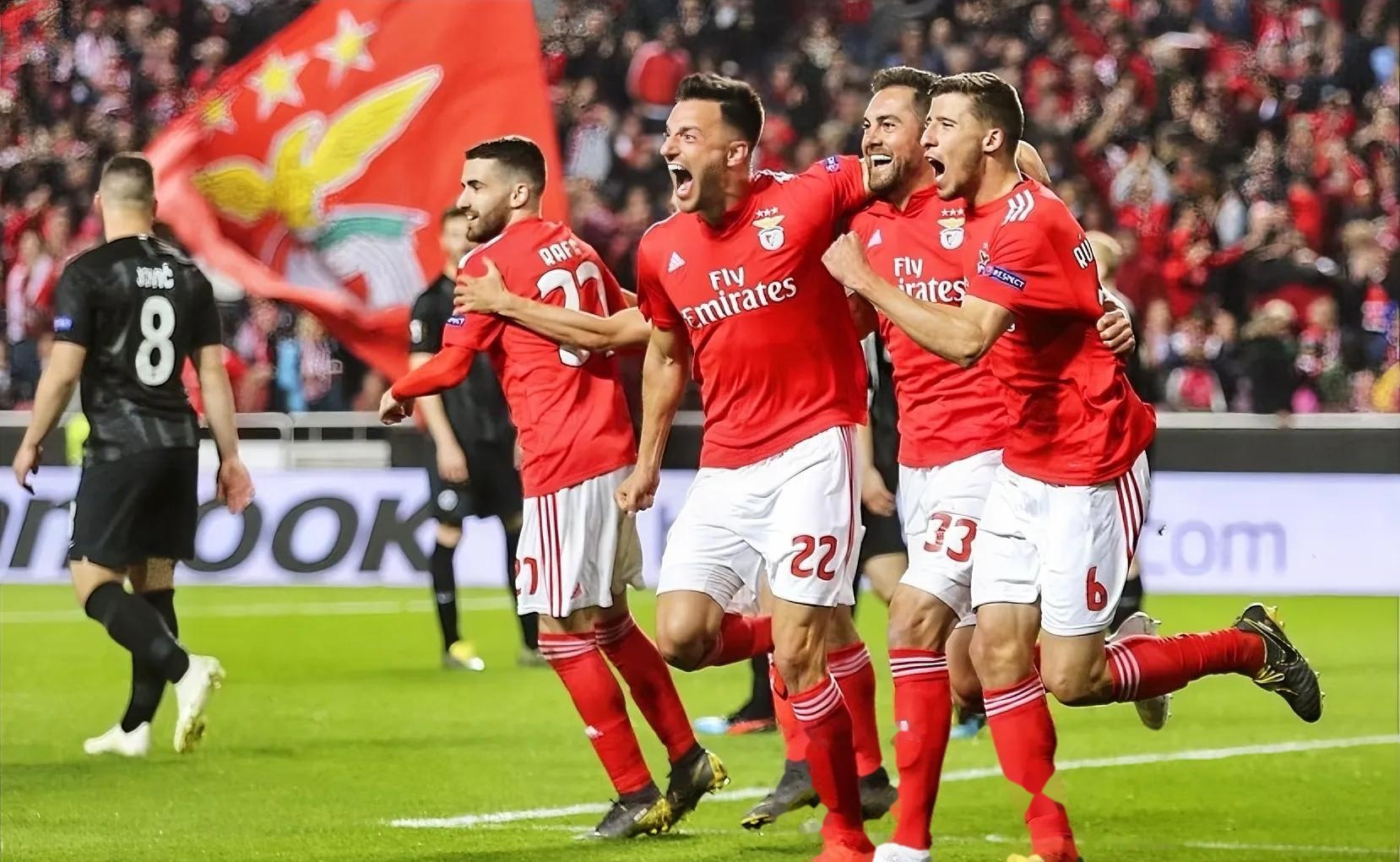 巴塞罗那主场击败拜仁,晋级欧冠强 巴塞罗那主场击败拜仁,晋级欧冠强