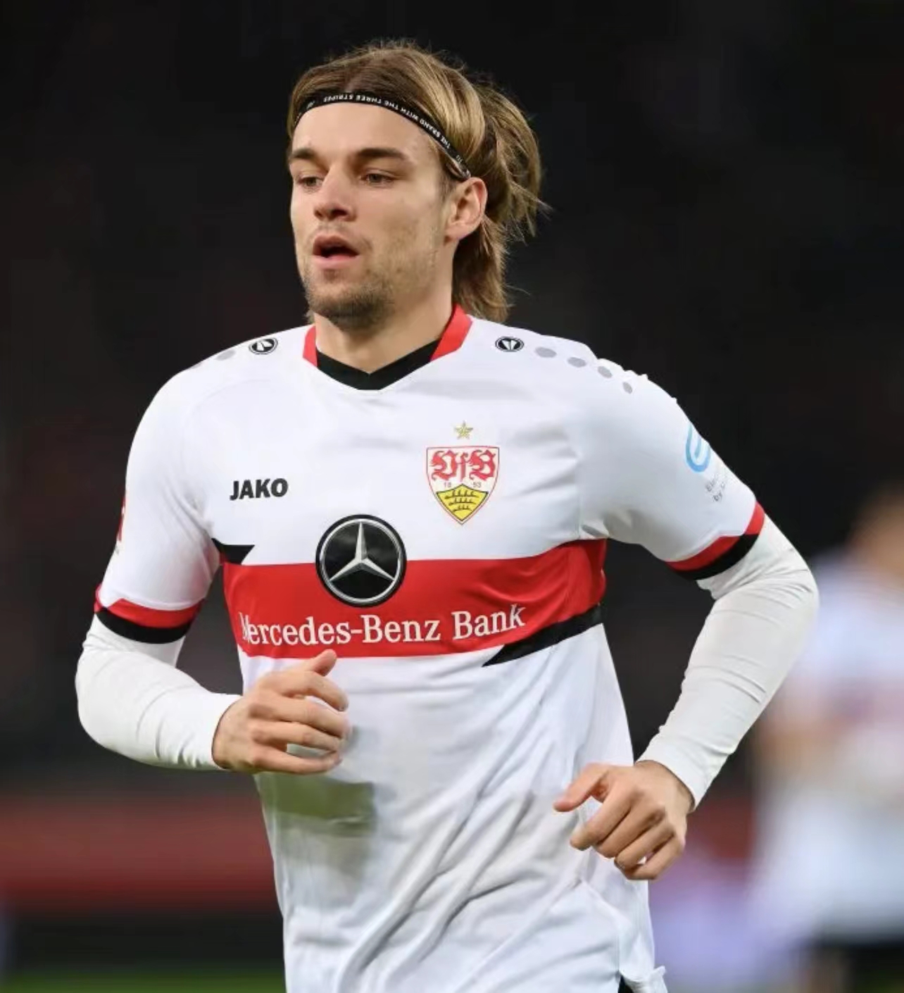 萨索洛整体表现不佳,球迷呼吁加紧训练 萨索洛整体表现不佳,球迷呼吁加紧训练