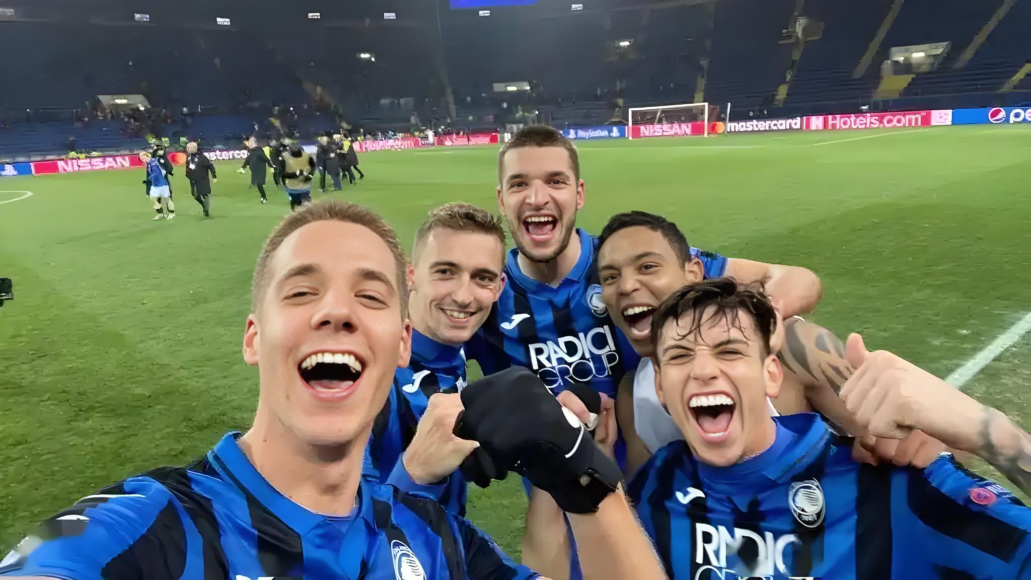 开云APP-佛罗伦萨队员积极备战，一往无前追逐成功