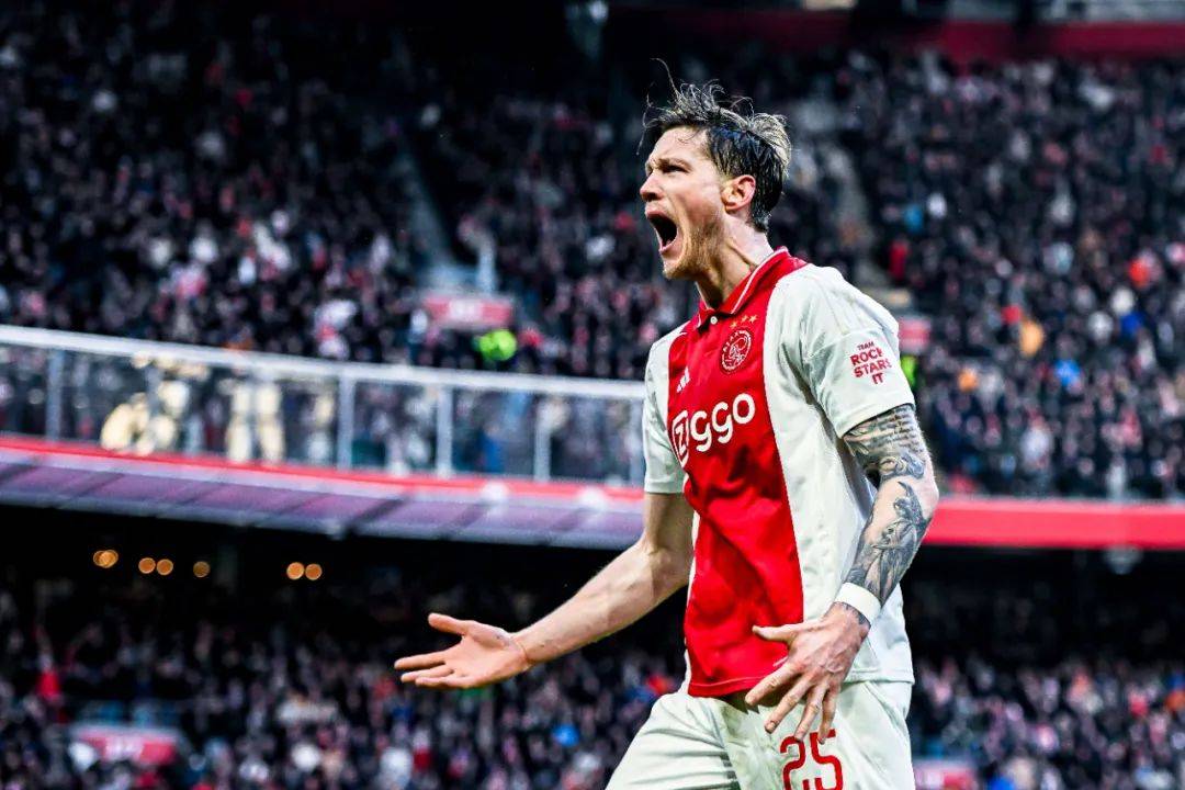 开云体育app-阿贾克斯稳居荷甲积分第一，实力超群