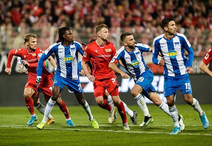 包含沃尔夫斯堡客场不敌沙尔克,惩罚性降级威胁上升的词条 包含沃尔夫斯堡客场不敌沙尔克,惩罚性降级威胁上升的词条