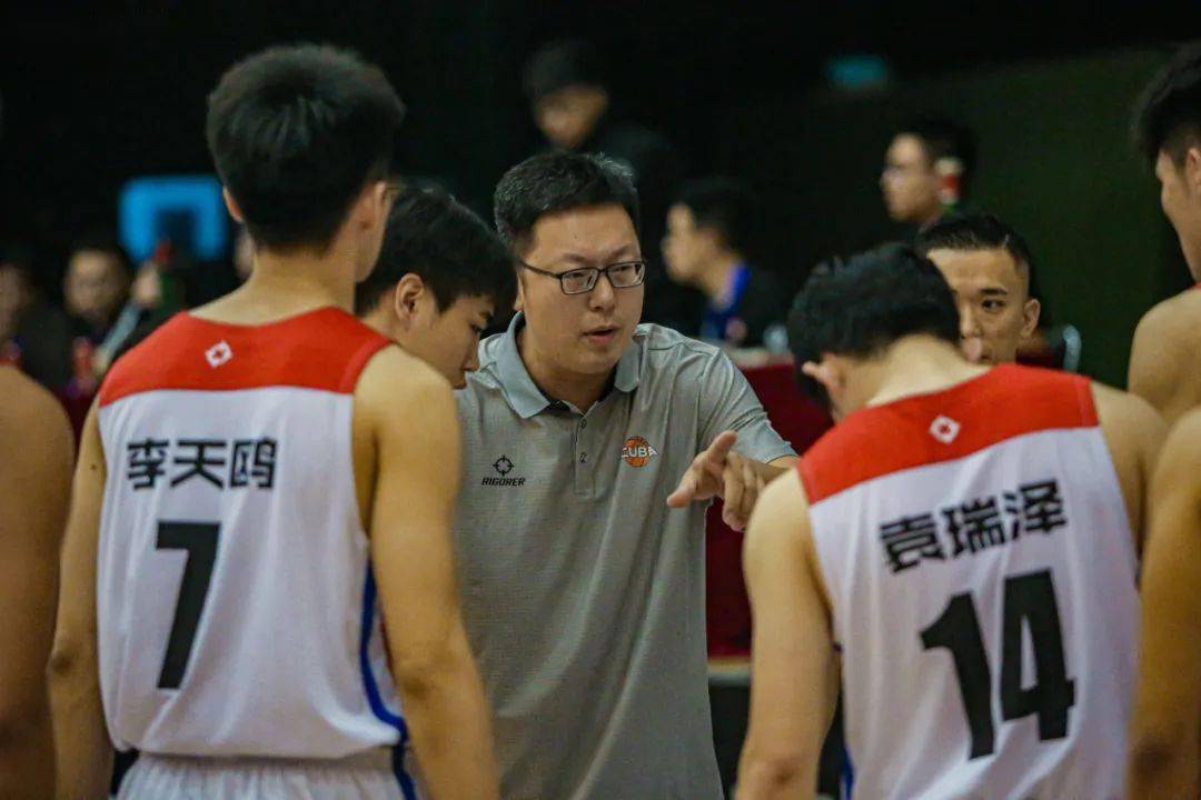 开云体育中国-海口男篮助威群众鼎力支持，全力备战