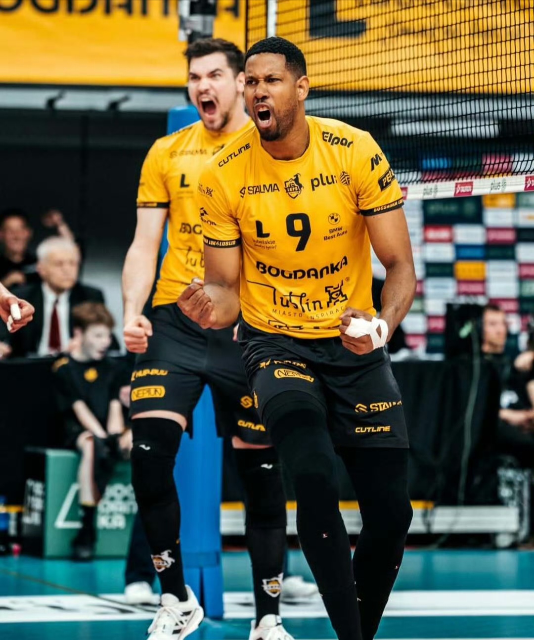 波兰豪取欧预赛小组第一,实力突出 波兰豪取欧预赛小组第一,实力突出