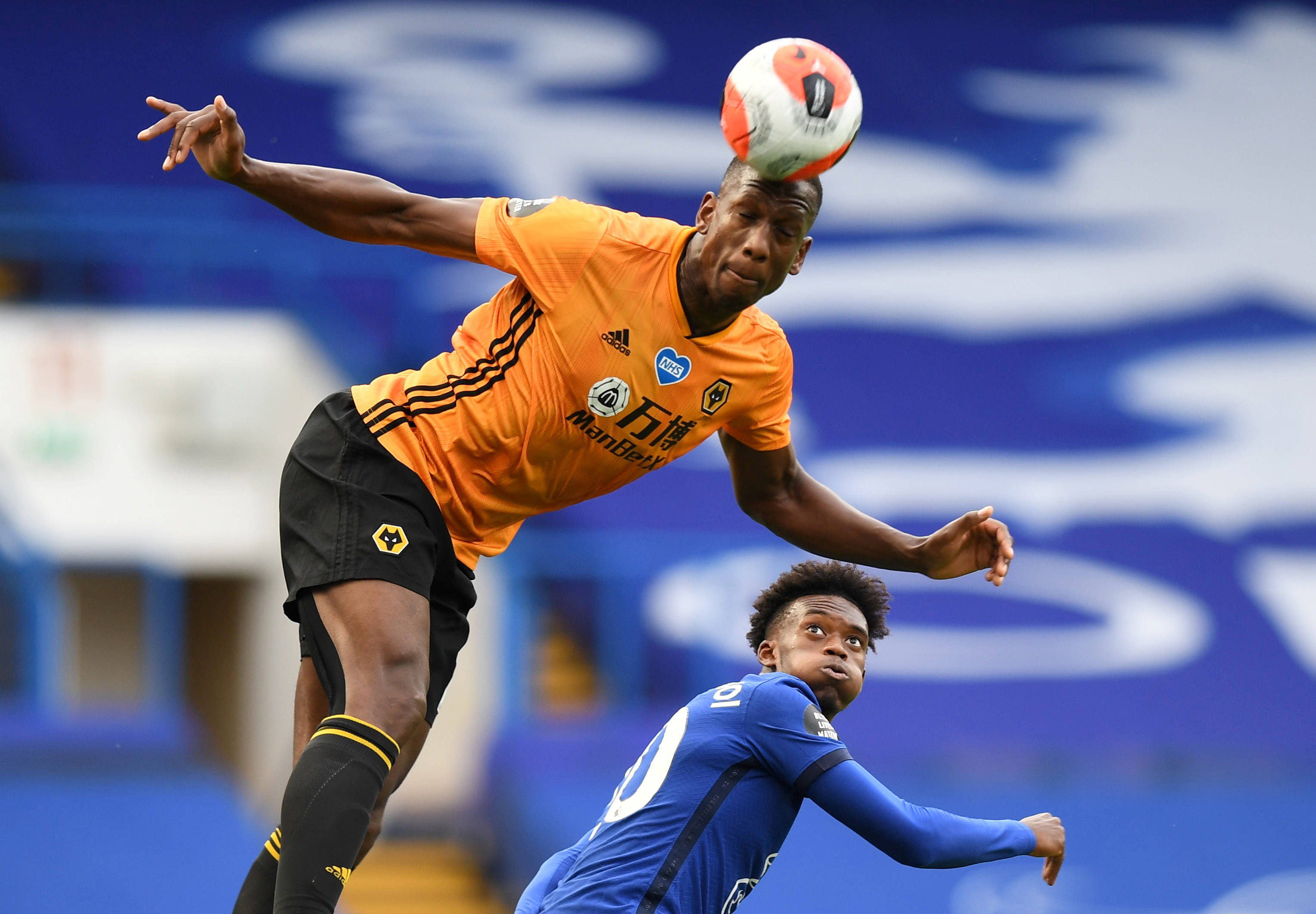 阿尔及利亚中场表现出色,协助伯恩利主场击败对手的简单介绍 阿尔及利亚中场表现出色,协助伯恩利主场击败对手的简单介绍