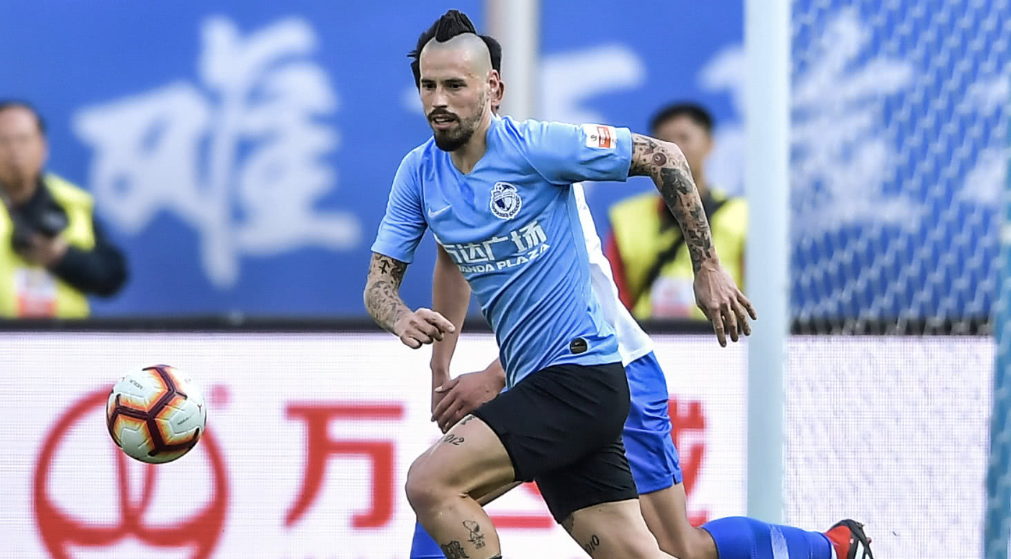 青海队客场大胜,外援表现抢眼 青海队客场大胜,外援表现抢眼