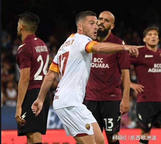 又是一场惊心动魄的足球对战 又是一场惊心动魄的足球对战