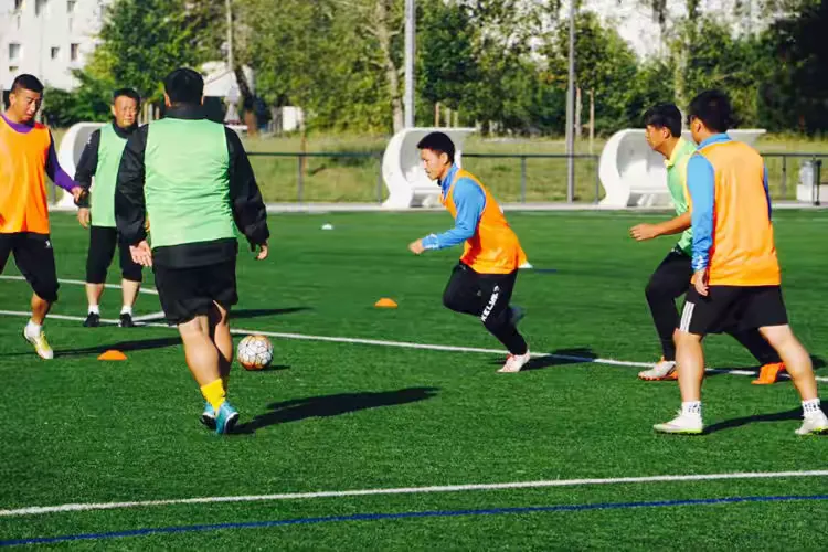 关于波尔多足球队在比赛中展现出了出色的团队合作的信息 关于波尔多足球队在比赛中展现出了出色的团队合作的信息