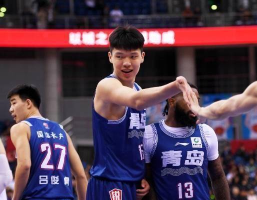 广州恒大主场击败青岛黄海，排名上升的简单介绍