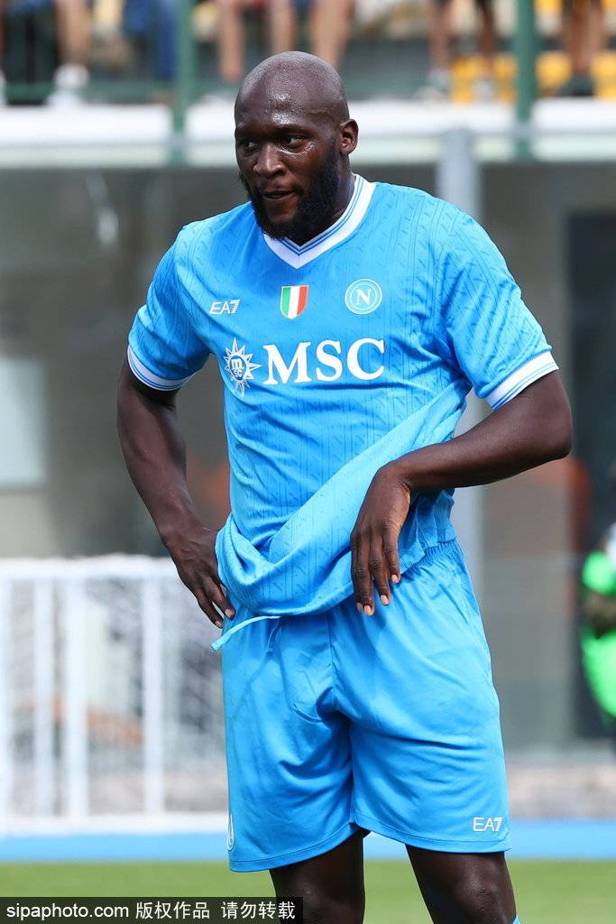 开云体育入口-那不勒斯球员状态亮眼，准备好向强敌挑战
