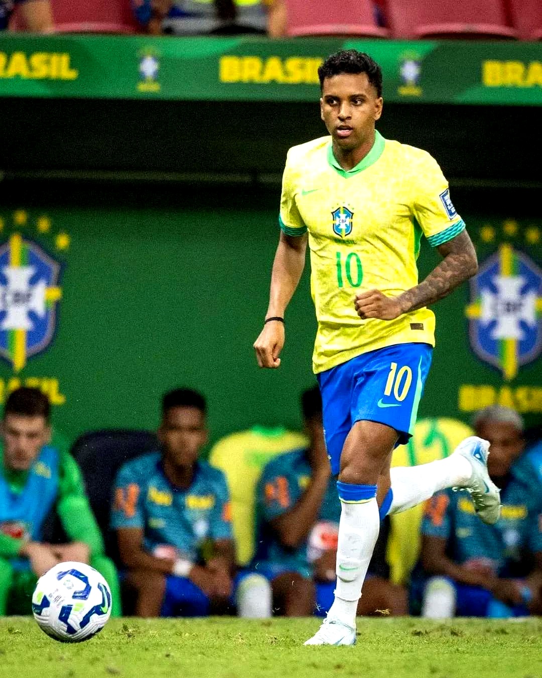 关于巴西队大换血,新一代球员崭露头角的信息 关于巴西队大换血,新一代球员崭露头角的信息