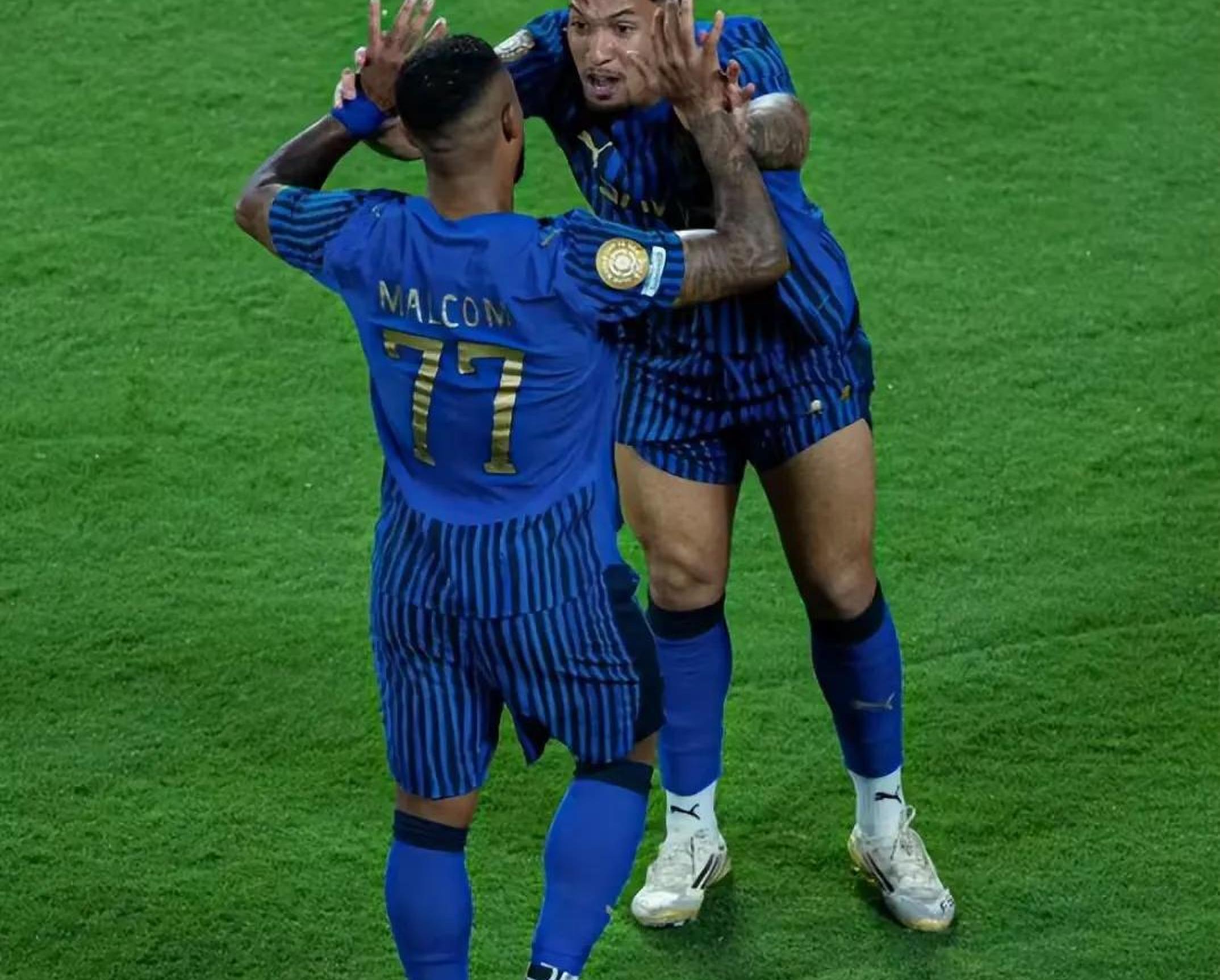 包含曼城再次力克对手,保持领跑的词条 包含曼城再次力克对手,保持领跑的词条