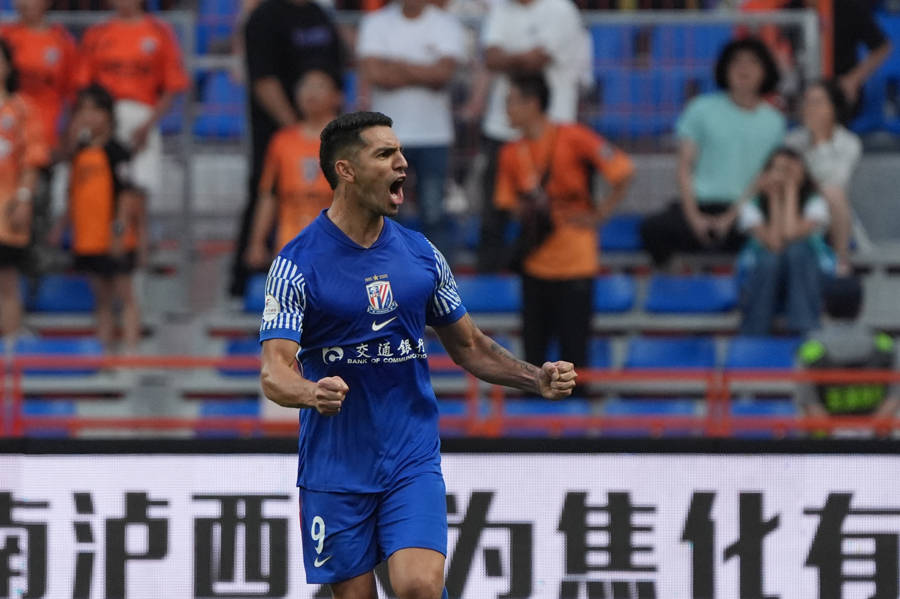 申花客场绝杀,落后三球逆转胜利 申花客场绝杀,落后三球逆转胜利