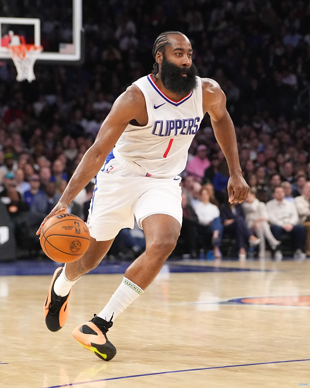 快船队外线火力全开,轻松战胜对手的简单介绍 快船队外线火力全开,轻松战胜对手的简单介绍