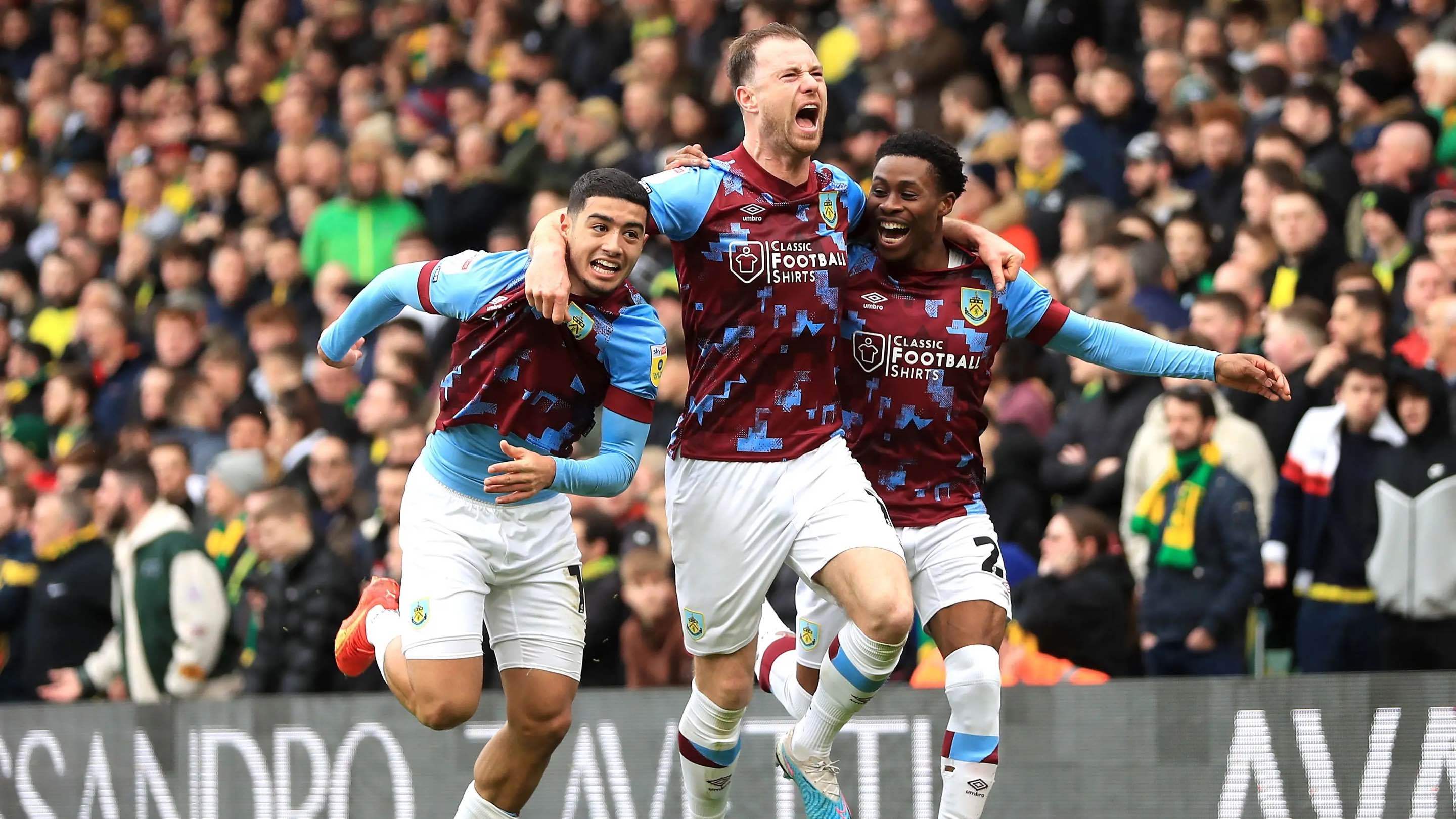 开云平台-北爱尔兰球队英勇拼搏，取得不败战绩