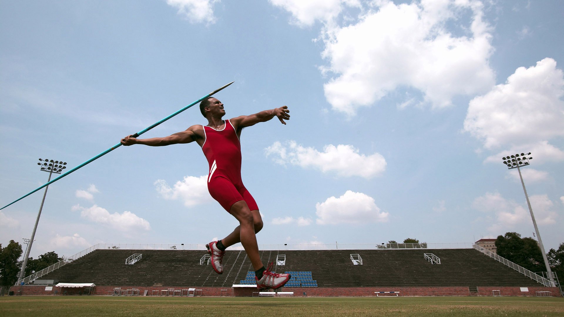 联合杯史诗夜，德约三盘横扫温网霸主，网坛王座已无悬念？
